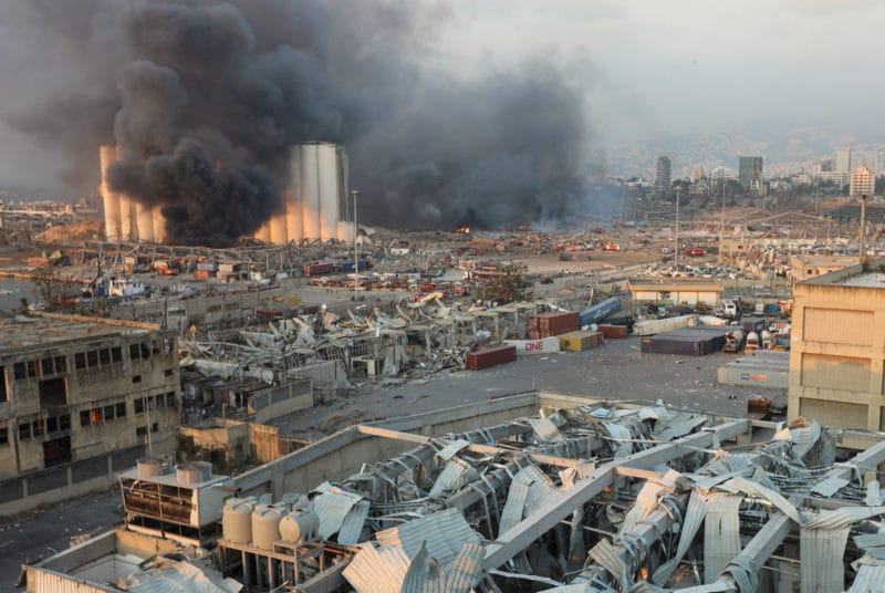 La gran explosión en el puerto de Beirut (Líbano)