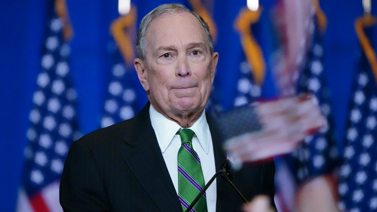 El multimillonario Bloomberg hará un último esfuerzo para que Biden gane en Texas