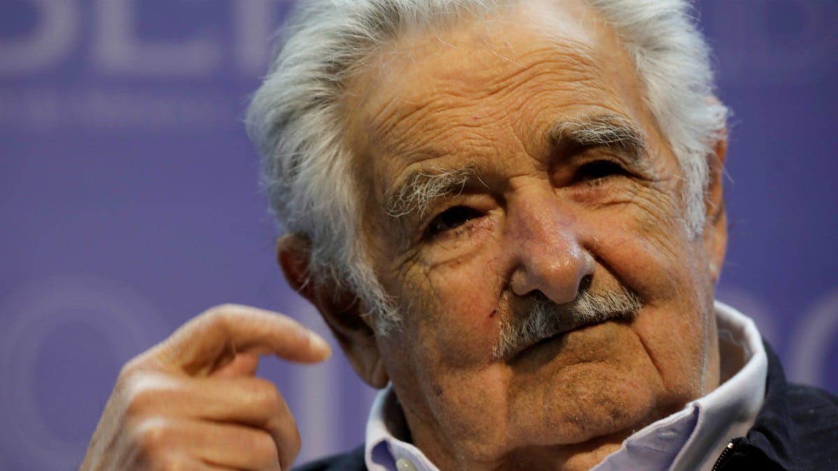 Mujica anuncia su retiro de la política por miedo al Covid