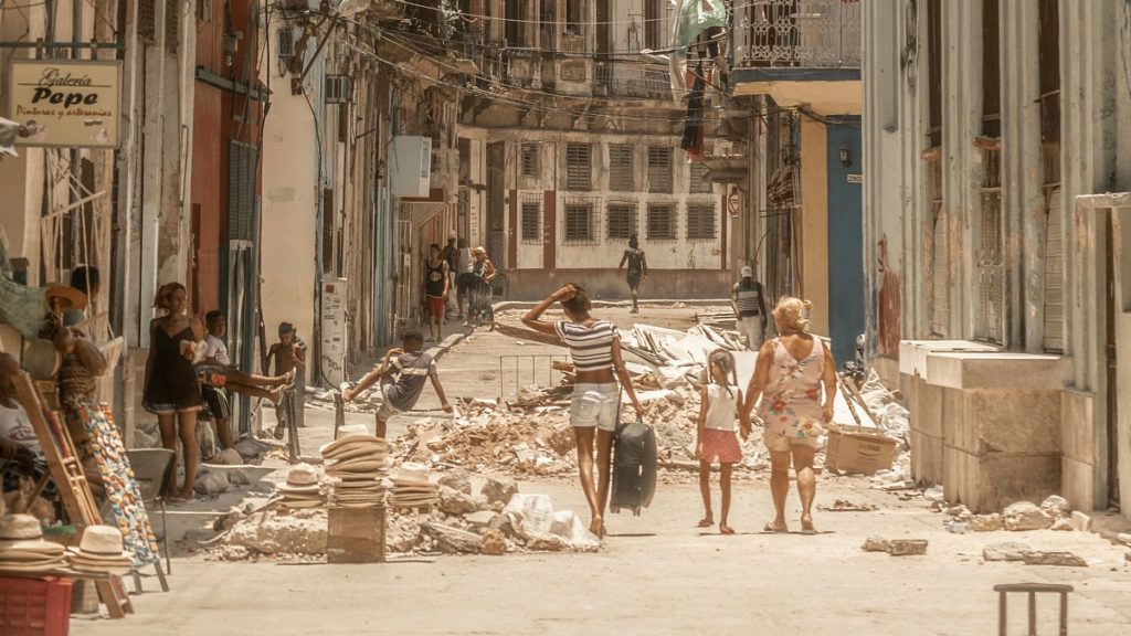 Cuba hoy entre la miseria, la represión y la vulgaridad La Gaceta de