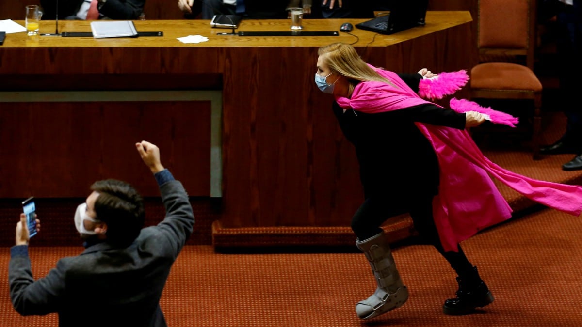 La demagogia chilena busca poner fin a las pensiones