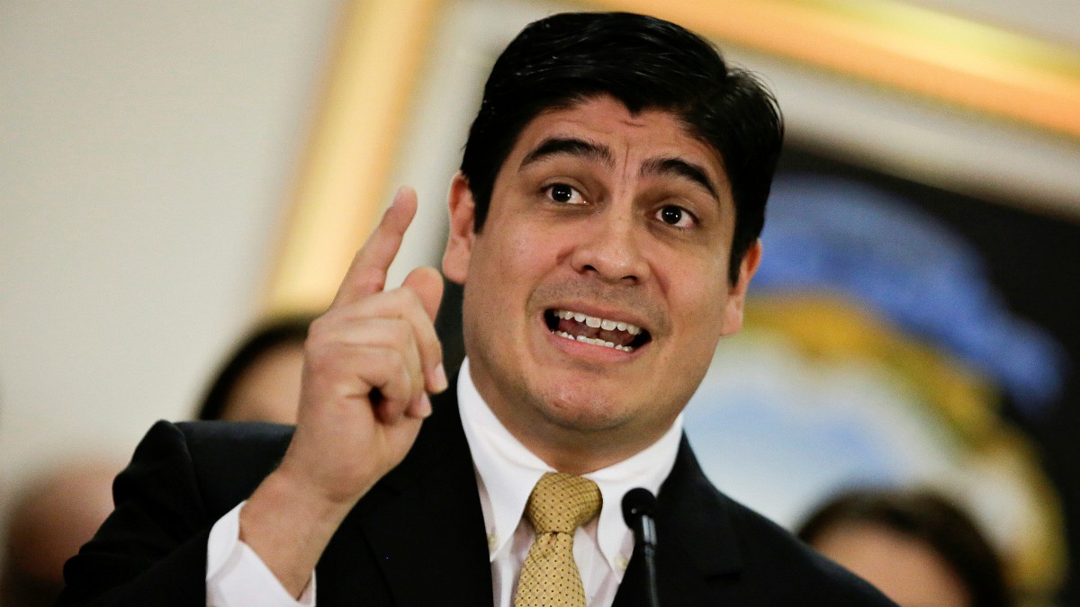 El presidente de Costa Rica no quiere que lo interroguen en el Congreso por su unidad secreta para el análisis de datos