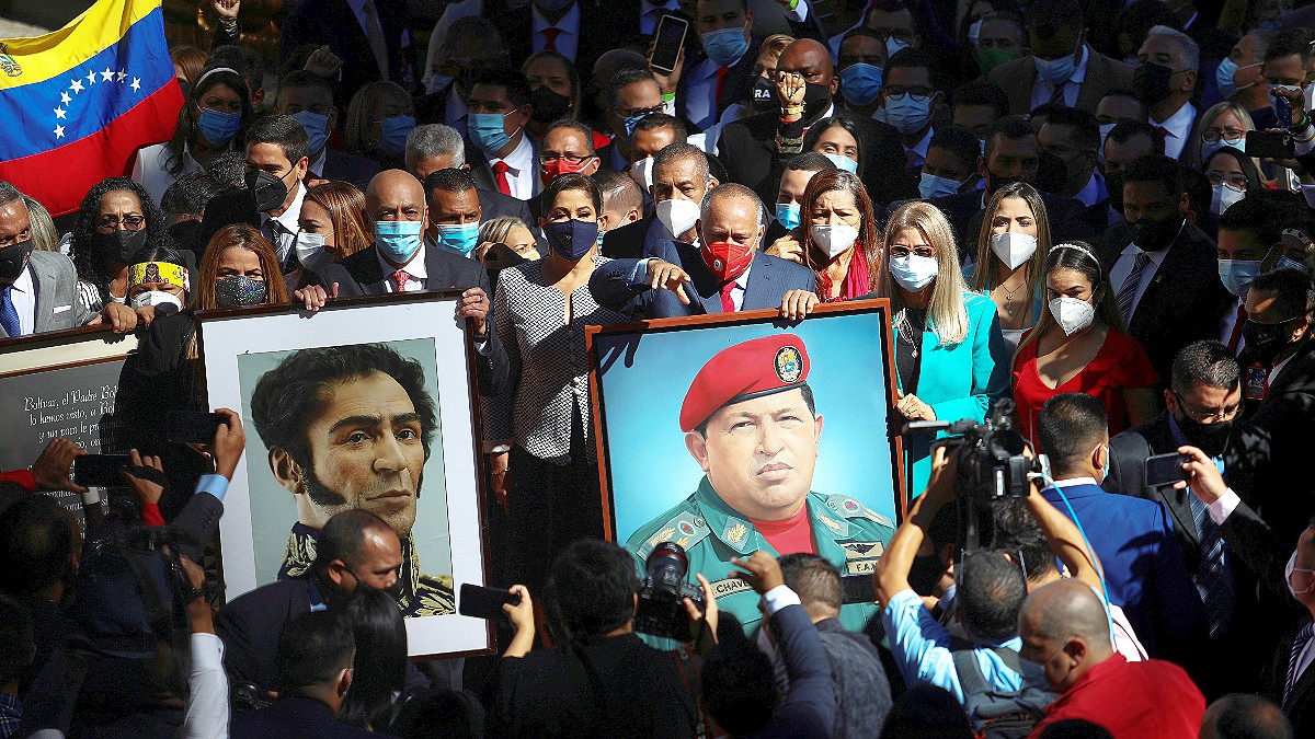 La Asamblea Nacional ilegítima le pide a Maduro declarar persona no grata a la representante de la UE en Venezuela