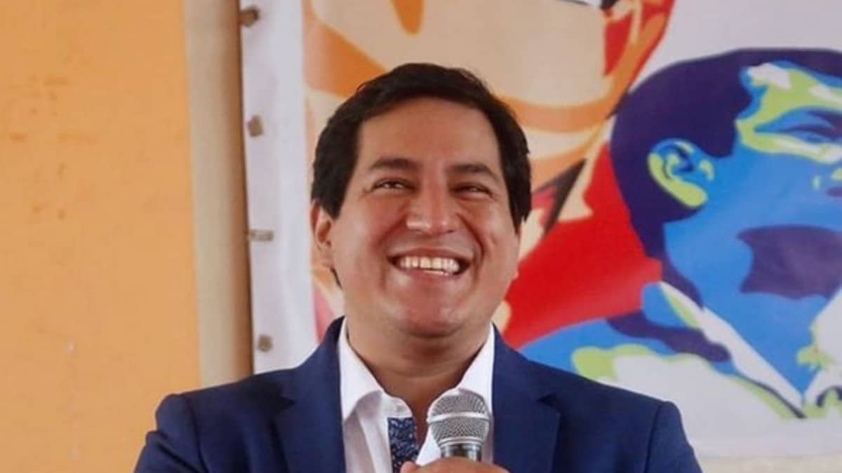 Arauz, candidato izquierdista a la presidencia de Ecuador, dice que si gana no cumplirá con las condiciones del FMI