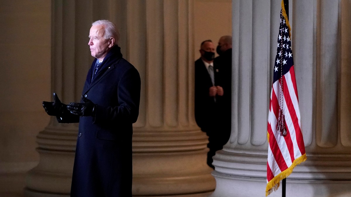 Las primeras medidas de Biden: ideología de género, inmigración ilegal y cambio climático