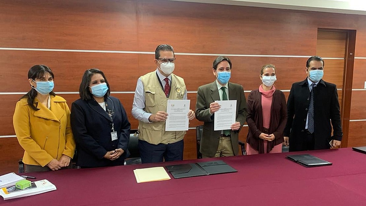 El Tribunal Supremo Electoral de Bolivia suspende a la vocal que denunció irregularidades  ante la OEA