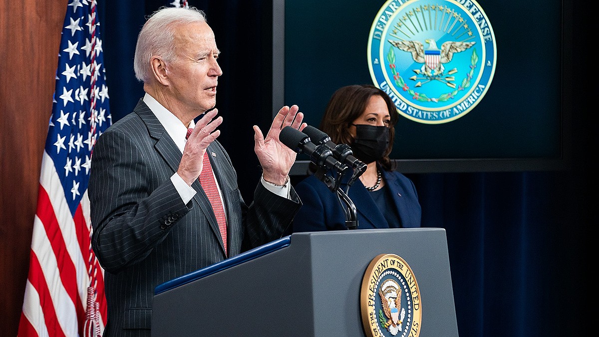 El caos de Afganistán da una estocada a Biden: el 55% suspende su gestión como inquilino de la Casa Blanca
