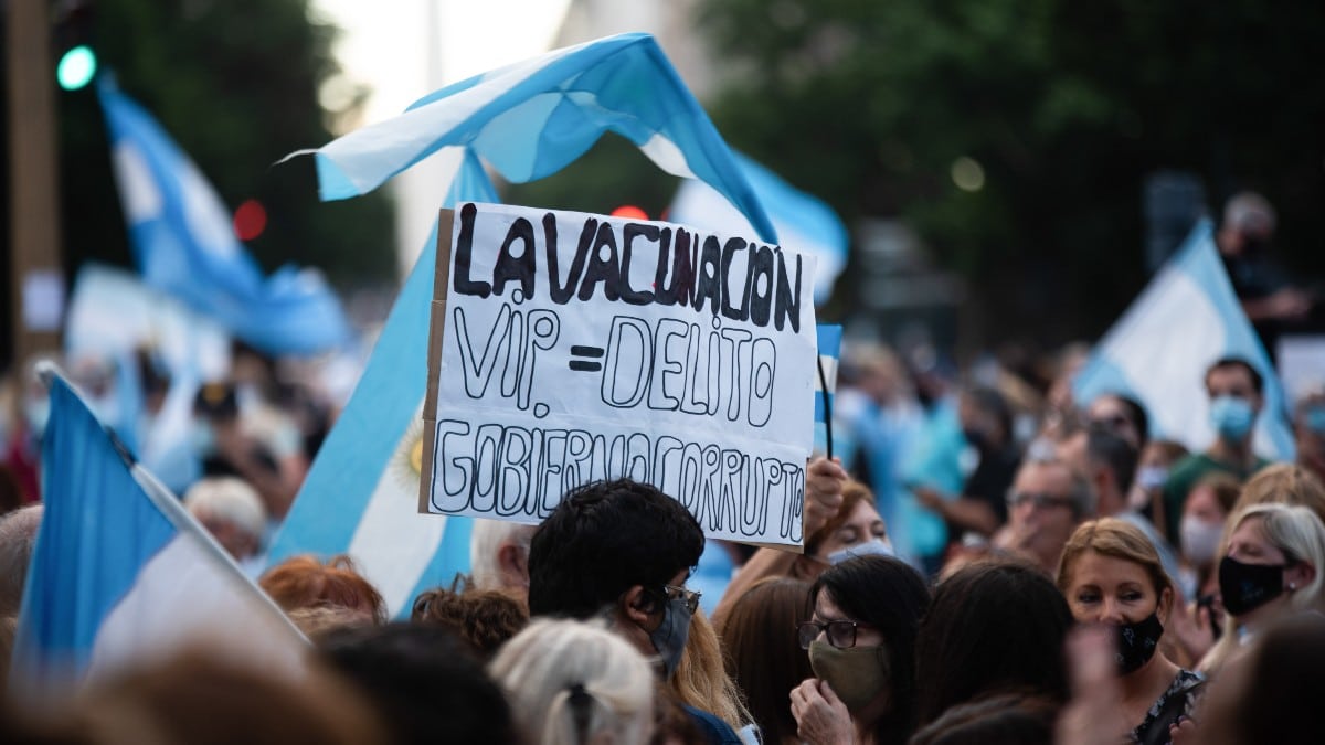 Manifestaciones Masivas En Argentina Contra La Corrupción Del Gobierno ...