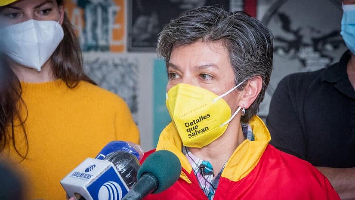 Piden procesar a la alcaldesa de Bogotá por criticar la petición de archivo del caso contra Uribe