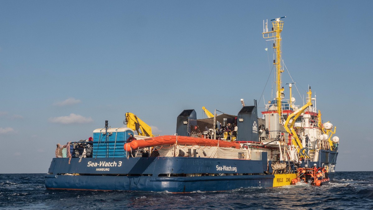 La Guardia Costera italiana detiene al ‘Sea Watch’ por poner en riesgo la seguridad marítima