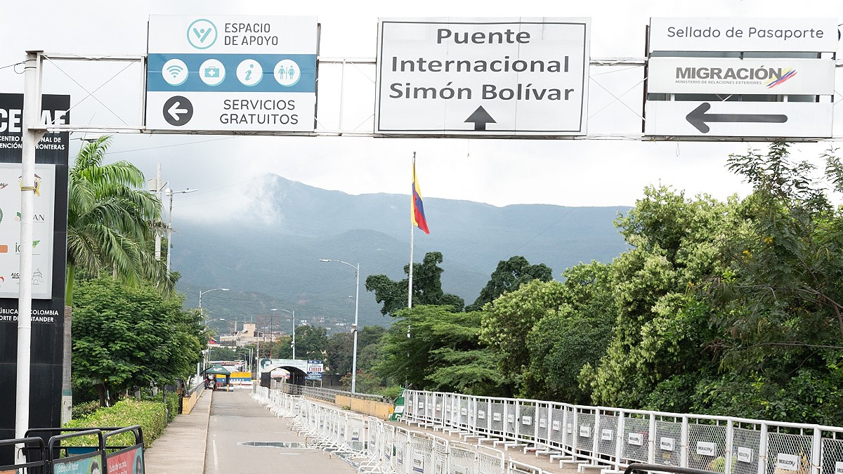Colombia descarta reabrir pronto la frontera con Venezuela