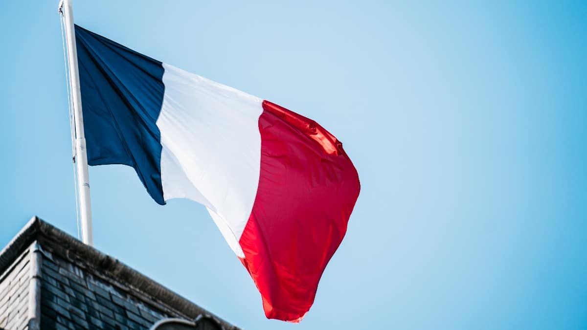 El 58% de los franceses está de acuerdo con el manifiesto de los militares en defensa del patriotismo