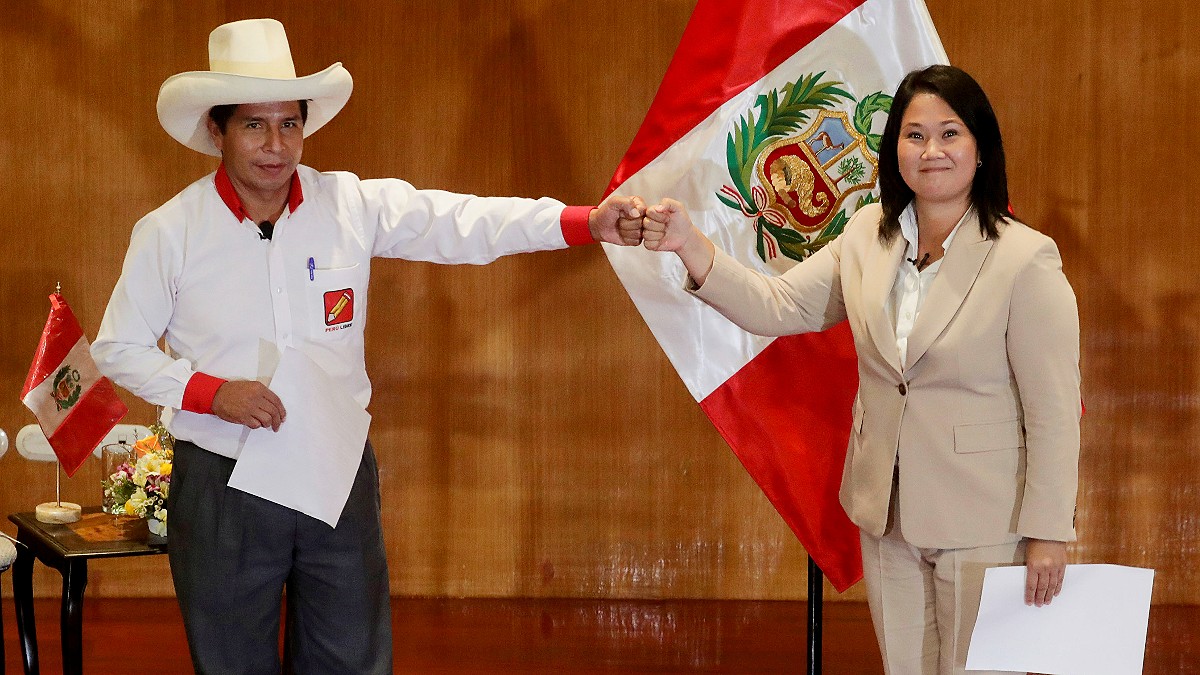 Las autoridades electorales de Perú proclamarán al próximo presidente el 20 de julio