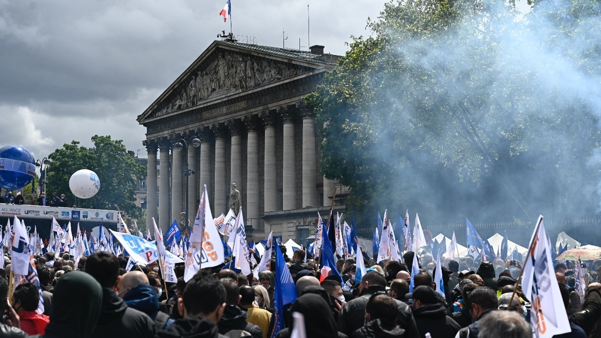 Multitudinaria manifestación de policías en Francia para exigir más medios y ‘penas más duras’ contra los delincuentes
