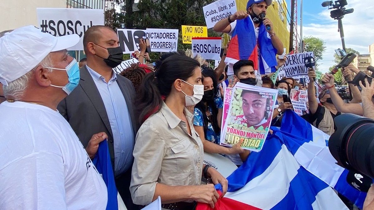 El exilio cubano en España agradece a VOX su apoyo a la causa de la libertad en Cuba