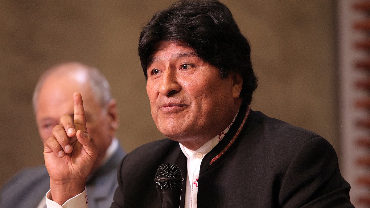 Morales intensifica la campaña para volver al poder en Bolivia