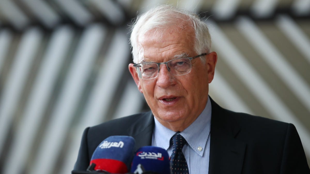 Borrell celebra el avance del comunismo en Iberoamérica: felicita a Castillo por su proclamación como presidente de Perú