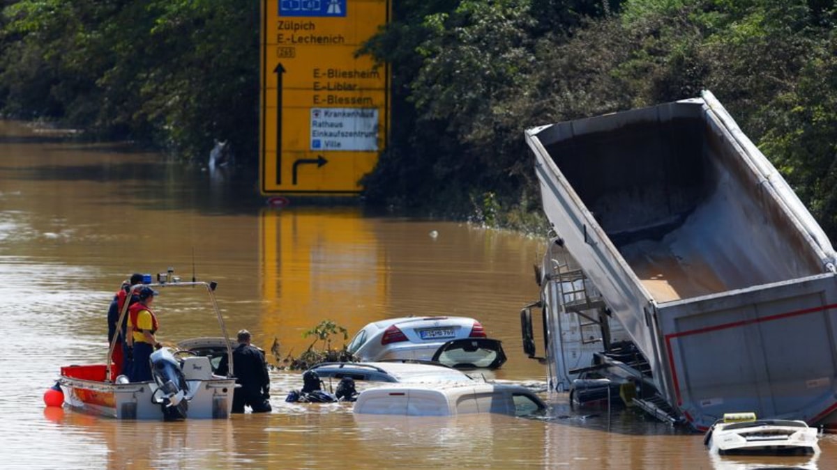 El Gobierno alemán aprueba ayudas de emergencia tras las inundaciones mientras sigue la búsqueda de 150 desaparecidos