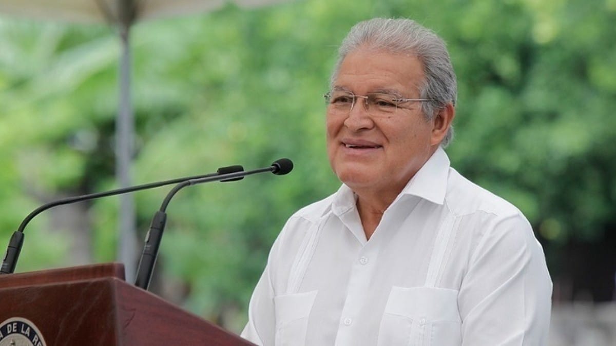 Nicaragua otorga la nacionalidad al expresidente salvadoreño Sánchez Cerén, acusado de blanqueo de dinero