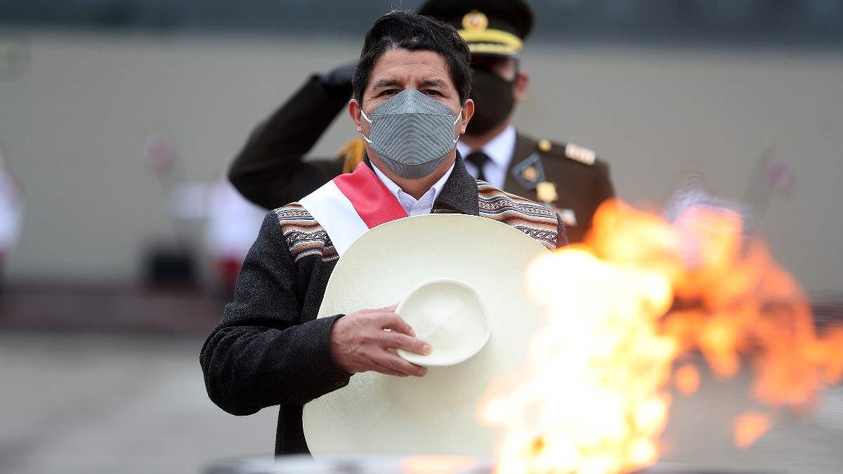 Castillo pide tiempo a los peruanos ante las masivas protestas de transportistas y agricultores