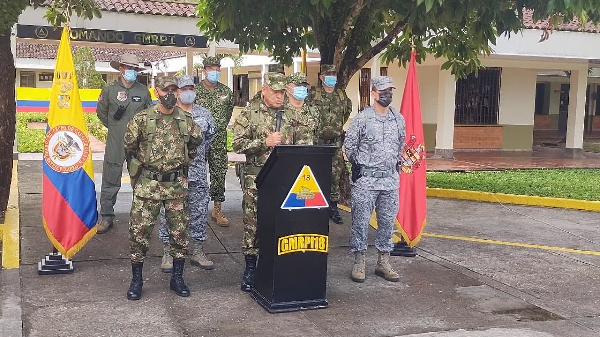 El Ejército colombiano anuncia cuantiosas recompensas por cabecillas del ELN y las FARC