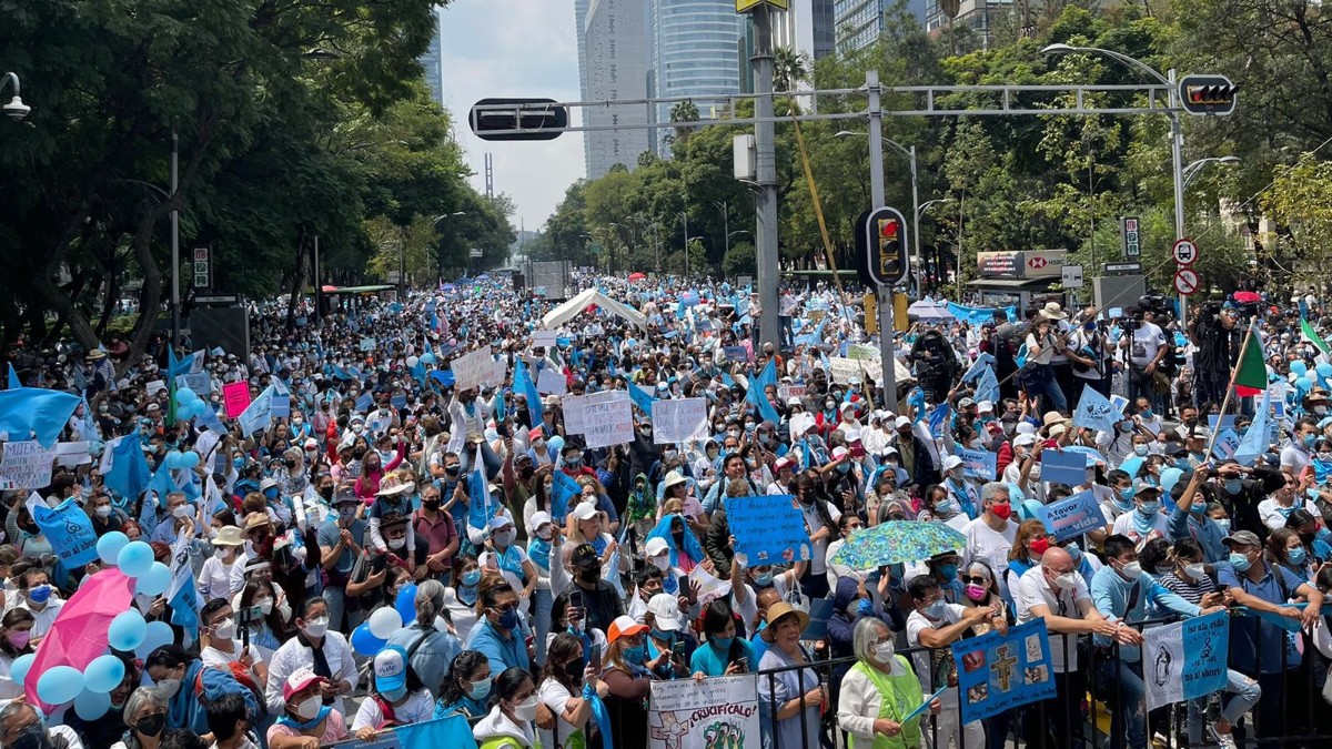 La Iglesia católica de México convoca una gran manifestación en defensa de la vida