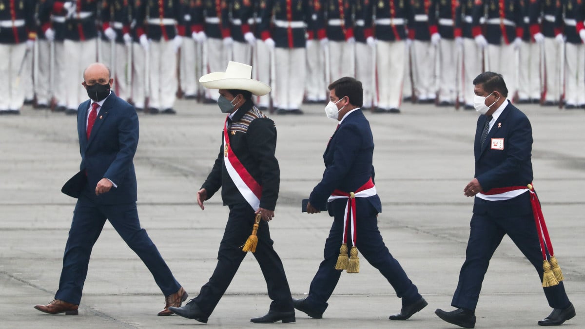 Crisis en el Gobierno peruano del comunista Castillo: renuncia el Primer Ministro Guido Bellido