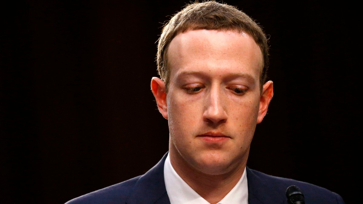 Mark Zuckerberg pierde 6.000 millones de dólares tras la caída mundial de Whatsapp, Facebook e Instagram durante más de seis horas