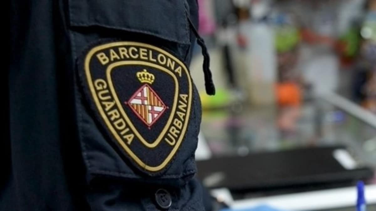 Detenido un concejal del PSC por atracar a un taxista a punta de pistola en Barcelona