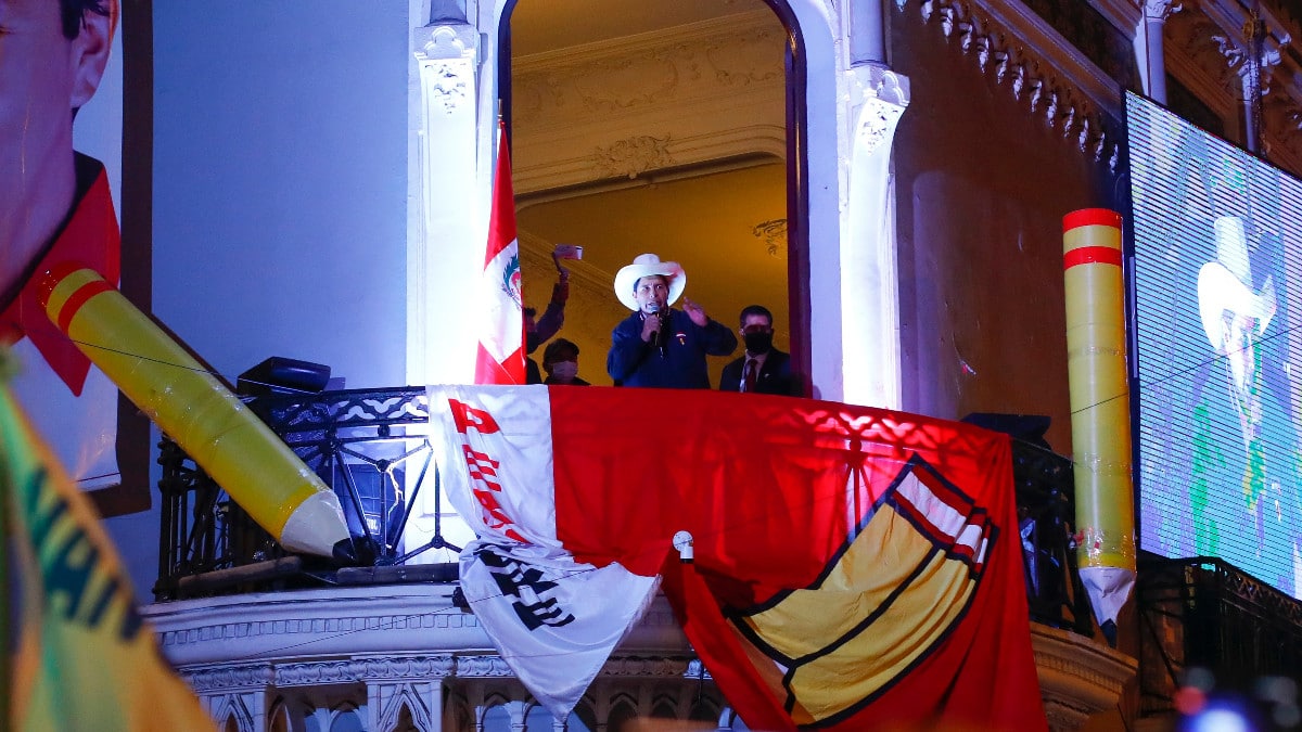 Crecen las tensiones entre Pedro Castillo y Perú Libre, la formación comunista con la que llegó al gobierno