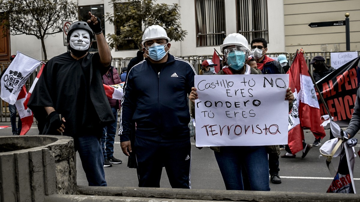 Manifestantes contra el Gobierno de Pedro Castillo en Lima, Perú. REUTERS