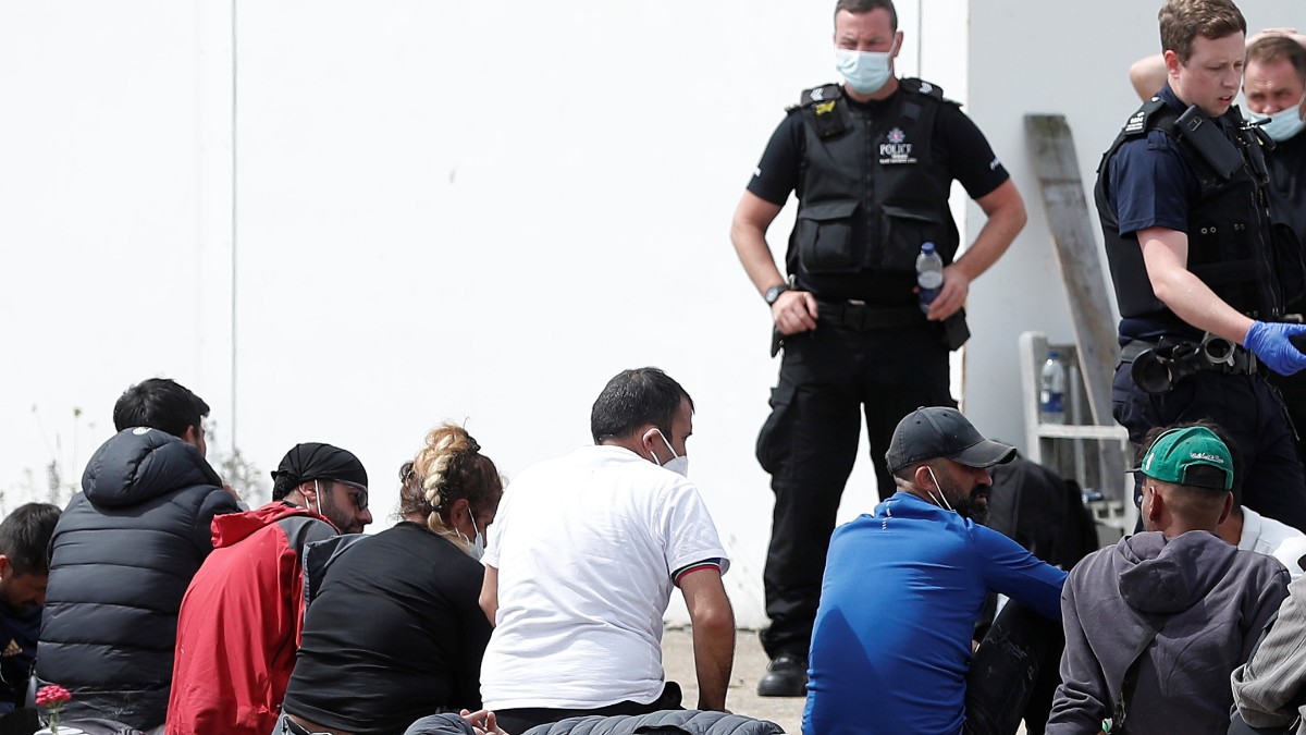 Más de 20.000 ilegales han tratado ya de cruzar el Canal de la Mancha en 2022