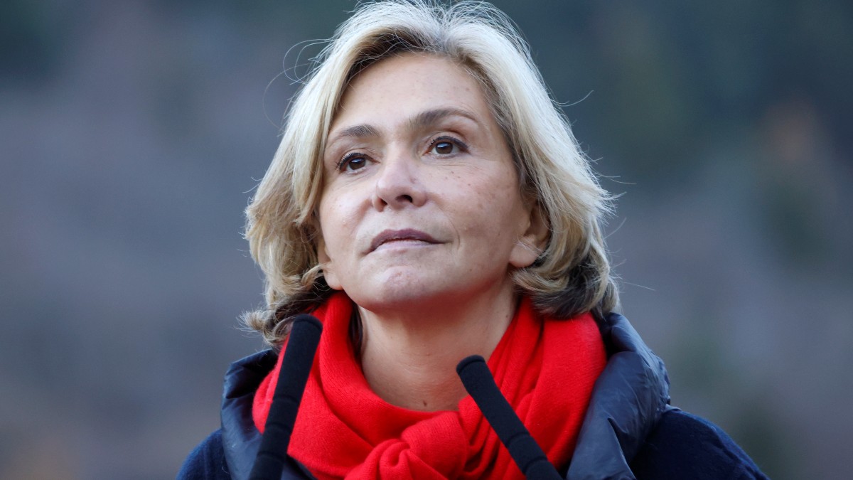 Valérie Pécresse, una ‘Macron’ que guiña a la derecha para neutralizar a Zemmour