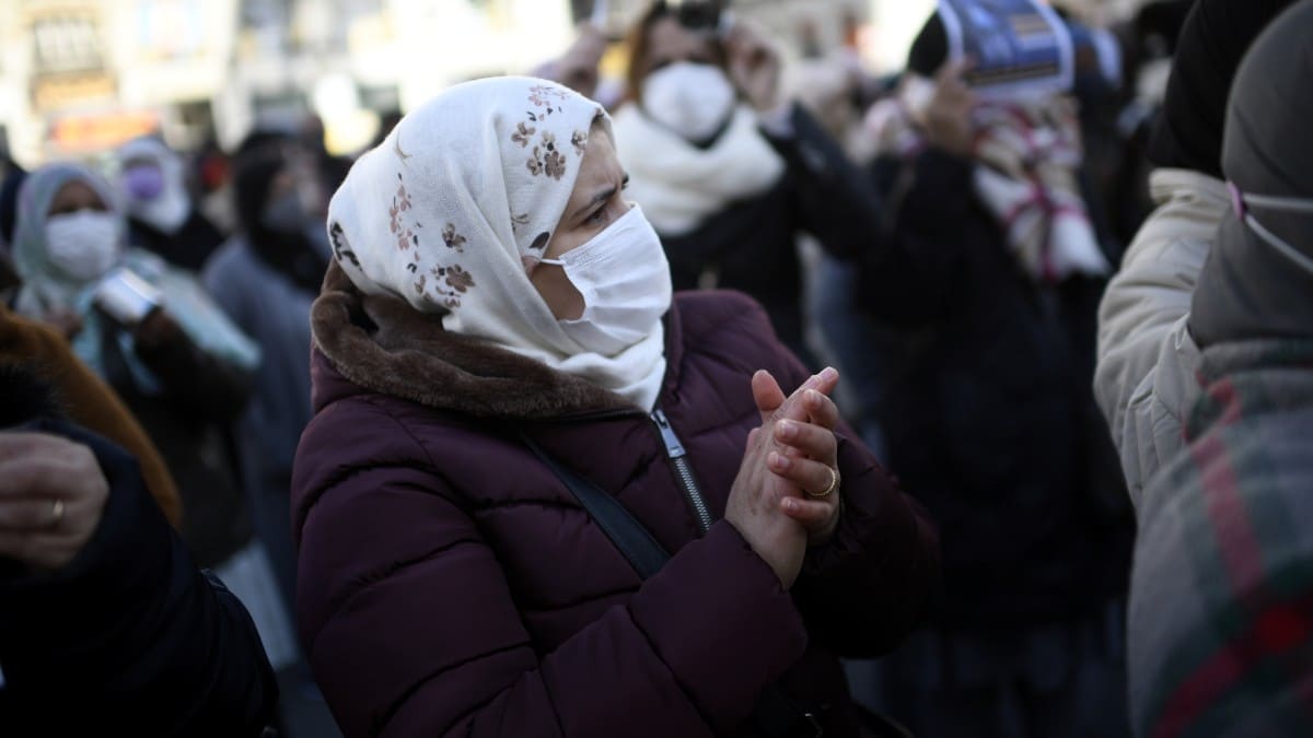 Una mujer con un hiyab. EUROPA PRESS