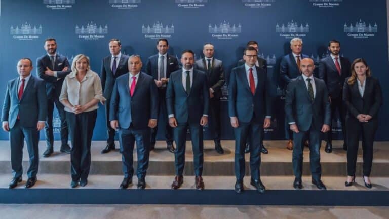 La era del bipartidismo se acaba: los partidos patriotas redibujan la política europea