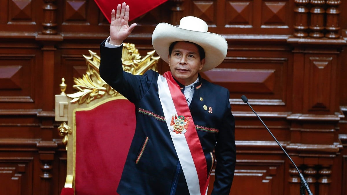 Pedro Castillo renuncia a su militancia en el partido comunista Perú Libre
