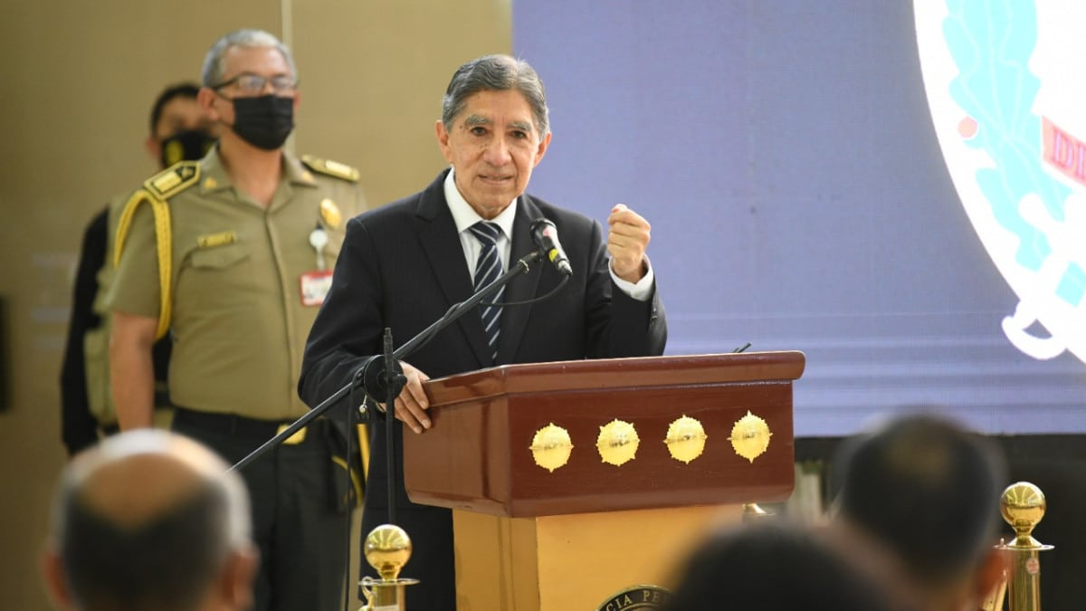 El exministro del Interior de Perú arremete contra Castillo: ‘Maneja el Gobierno de manera errática’