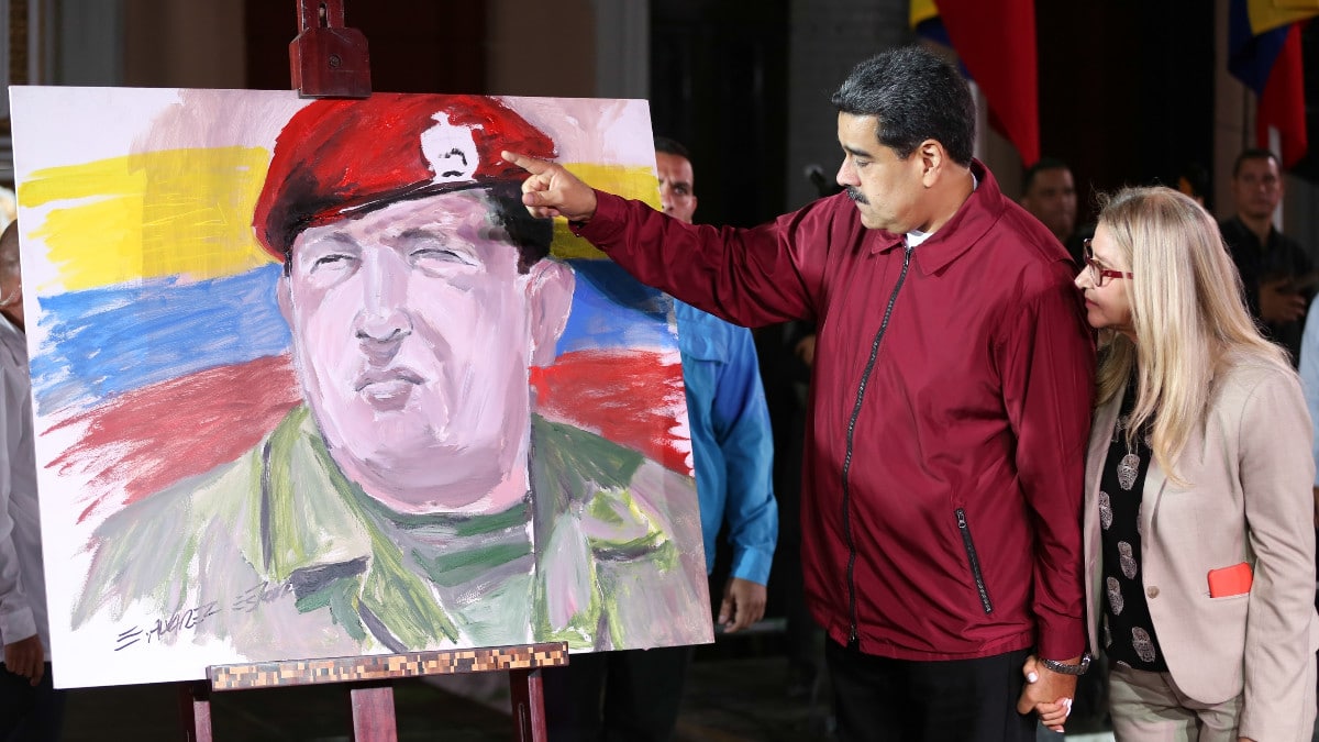El fraudulento sistema electoral venezolano engaña a la prensa internacional: el chavismo no tiene ‘cuna’, sino cunetas