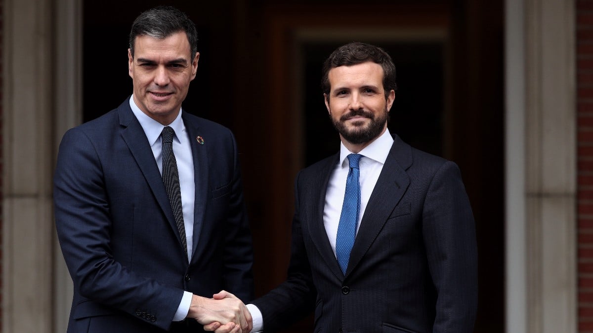 El presidente del Gobierno, Pedro Sánchez, y el líder del Partido Popular, Pablo Casado. Europa Press