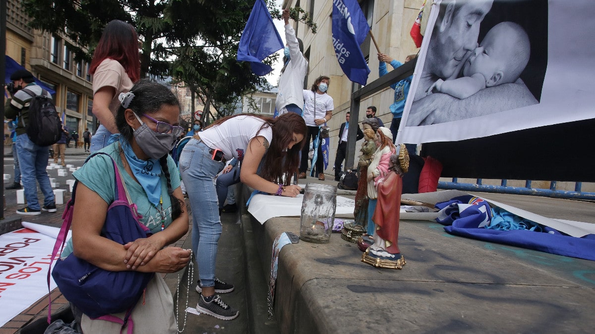 El Gobierno colombiano pide al Supremo que anule la sentencia que despenaliza el aborto hasta las 24 semanas de gestación