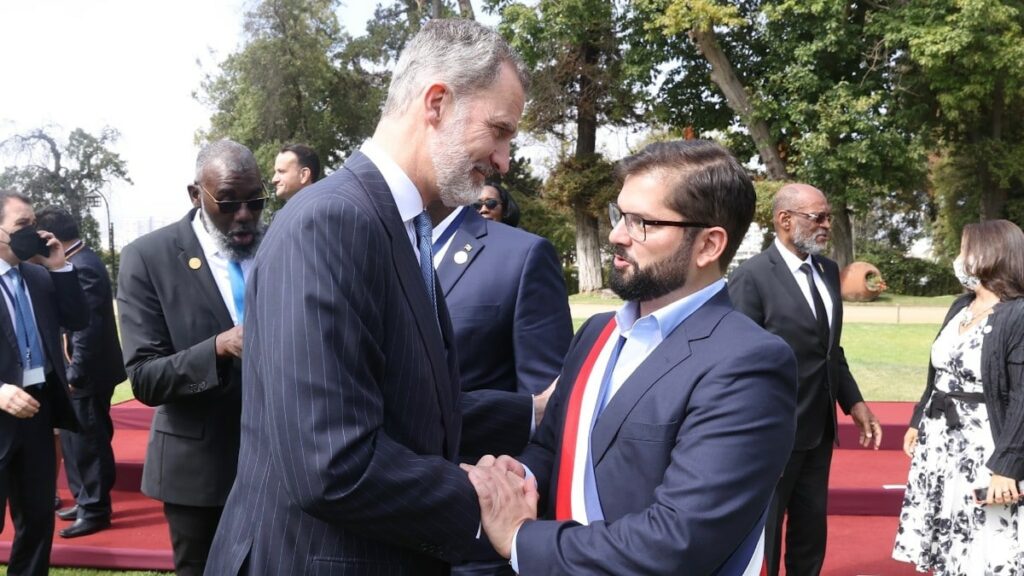 El Rey Felipe VI y Gabriel Boric. Europa Press