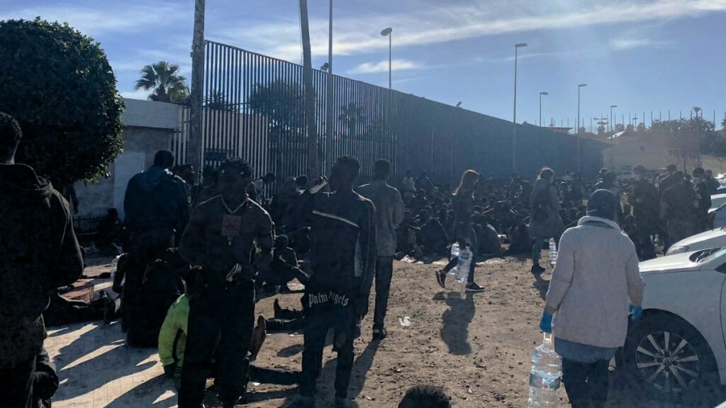 Asalto de inmigrantes ilegales en Melilla. La Gaceta de la Iberosfera