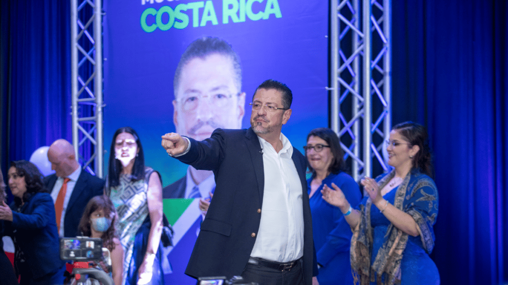Rodrigo Chaves elecciones Costa Rica