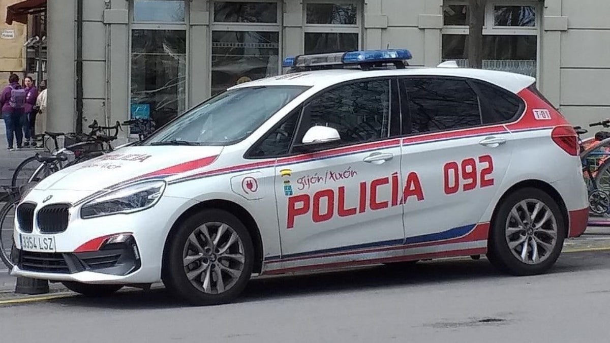 La Policía Local de Gijón detiene a un nigeriano sin papeles por una agresión