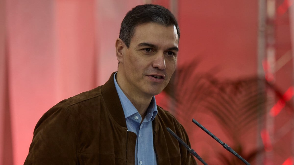 Sánchez busca resolver su futuro político en la presidencia de la Internacional Socialista