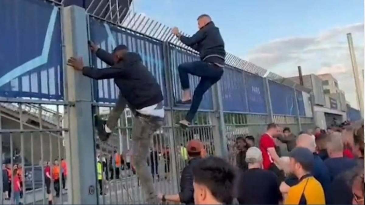 Inseguridad en la final de la Champions en Saint-Denis (Francia) por las bandas de inmigrantes. Twitter