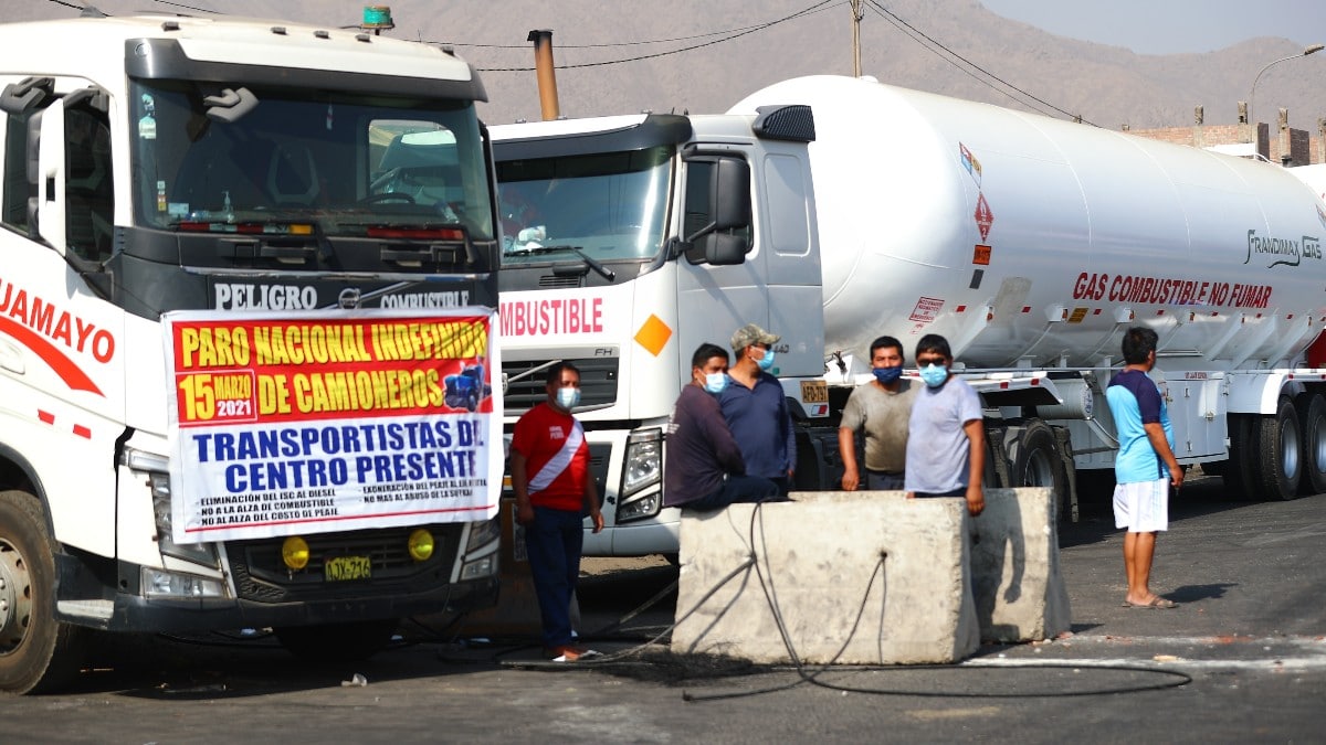 Paro de transportistas en Perú. Europa Press