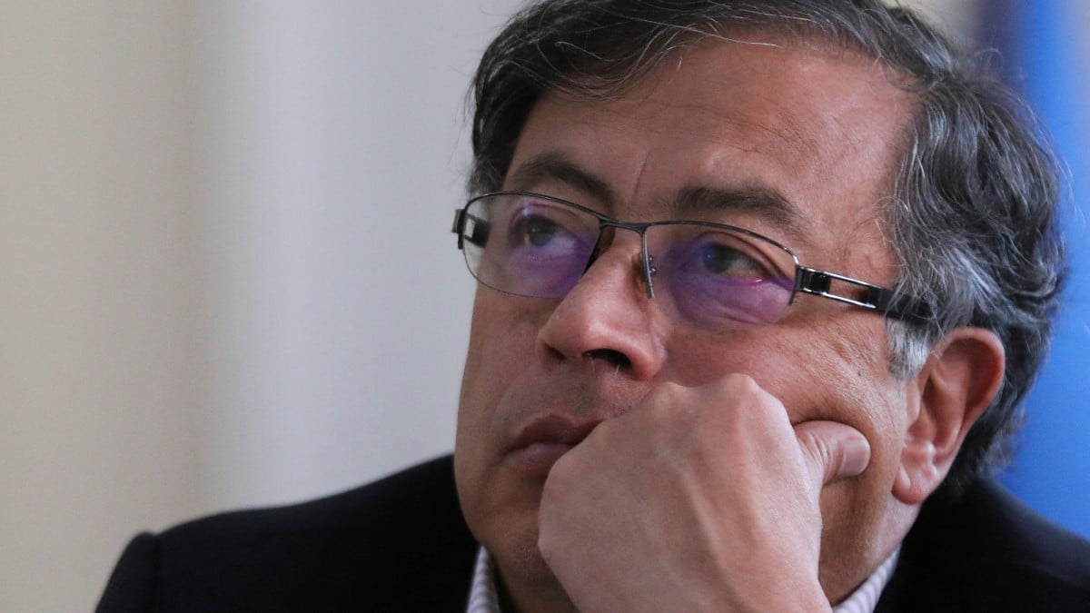Petro viola su propio juramento y ordena expropiaciones en Colombia