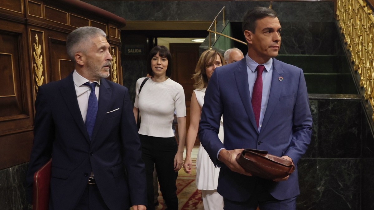 El ministro del Interior, Fernando Grande-Marlaska, y el presidente del Gobierno, Pedro Sánchez. Europa Press