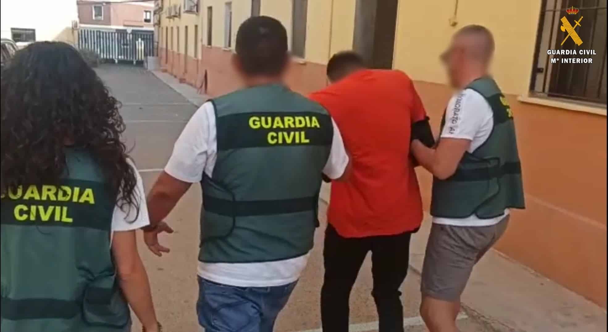 Detenido un ilegal de Mali tras violar y agredir a dos mujeres en Roquetas de Mar (Almería)